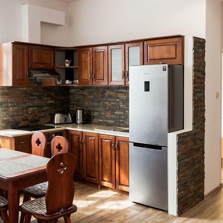 Apartamenty Eden Ustrzyki Dolne Bagian luar foto