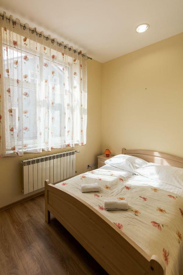 Apartamenty Eden Ustrzyki Dolne Bagian luar foto