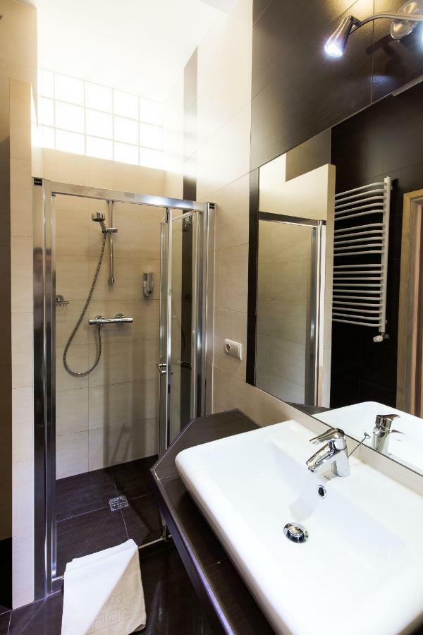 Apartamenty Eden Ustrzyki Dolne Bagian luar foto